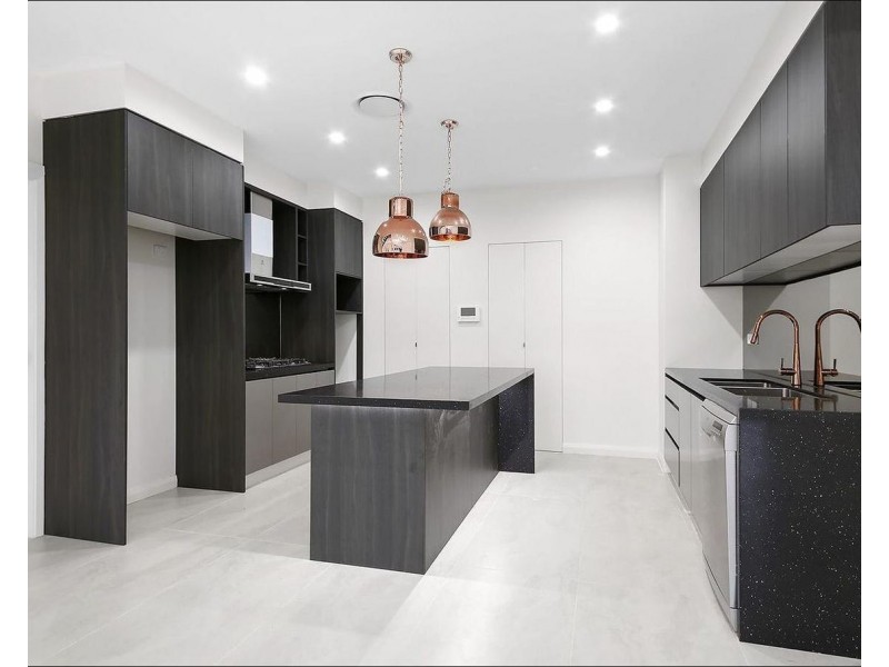 10 Phillip Street, Panania NSW 2213