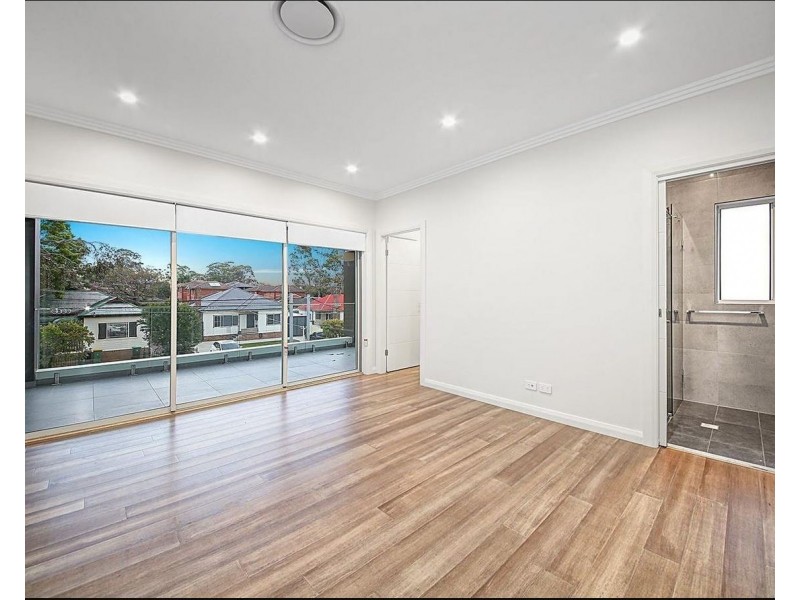 10 Phillip Street, Panania NSW 2213