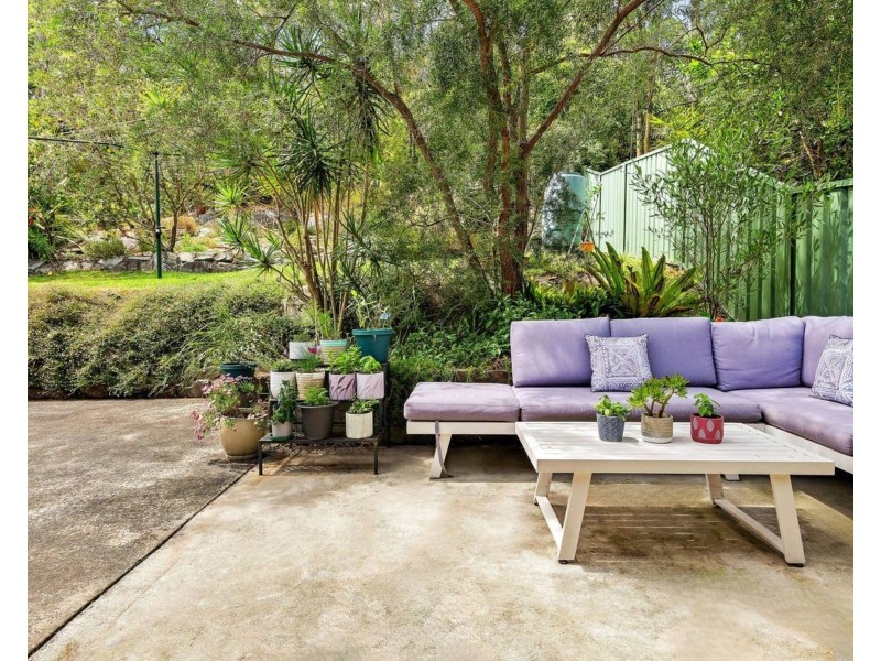 6 Tobruk Avenue, Engadine NSW 2233