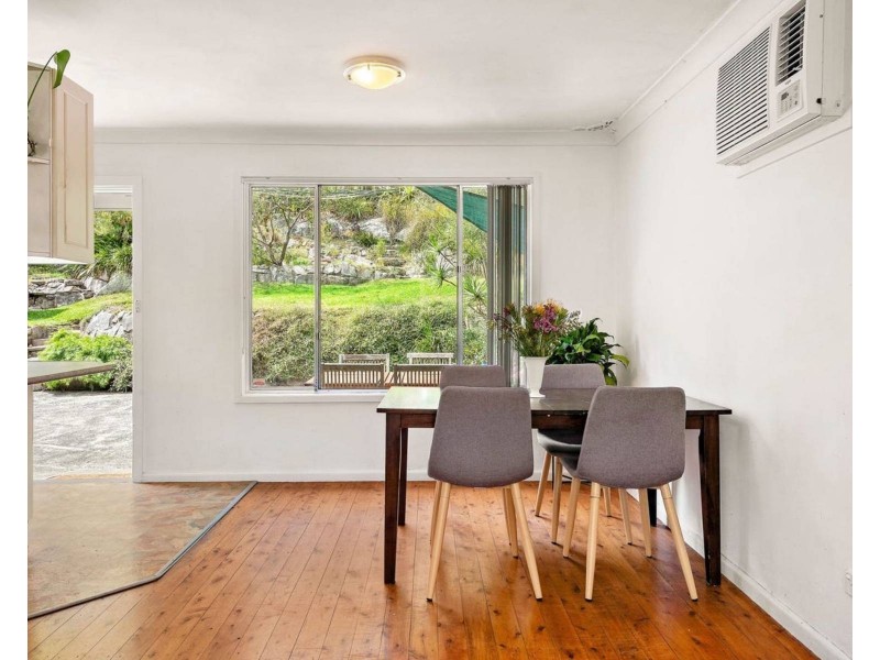 6 Tobruk Avenue, Engadine NSW 2233