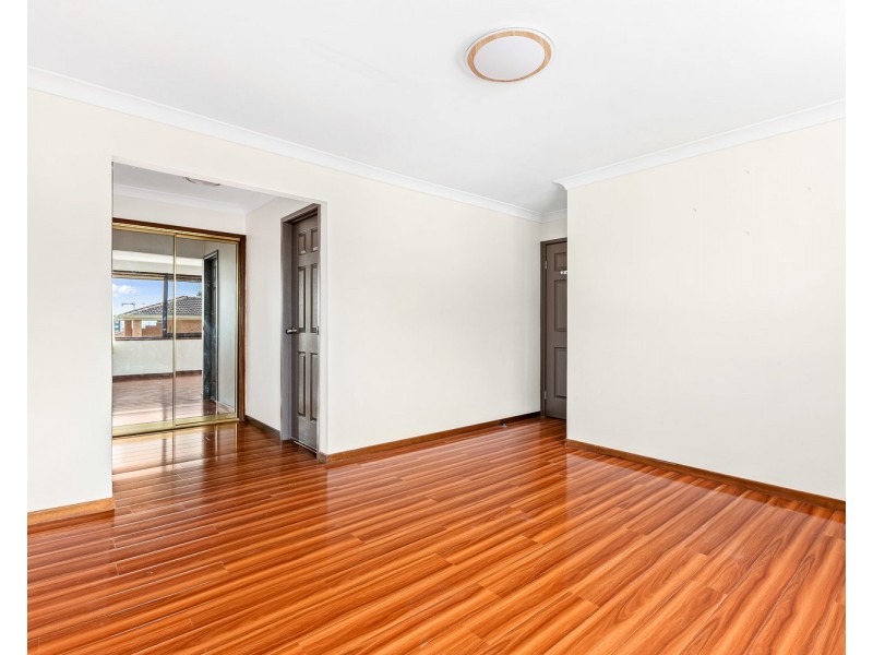 2/19 Edward Street, Carlton NSW 2218