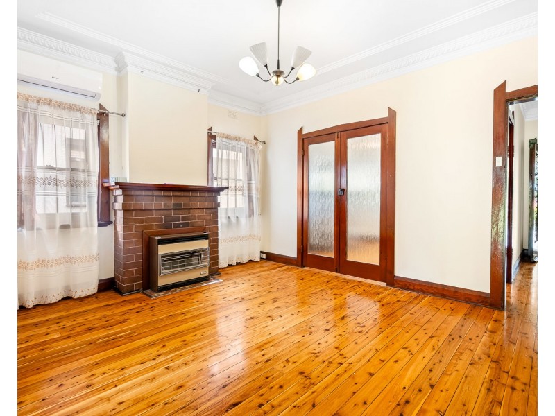 72 Warraroong Street, Beverly Hills NSW 2209