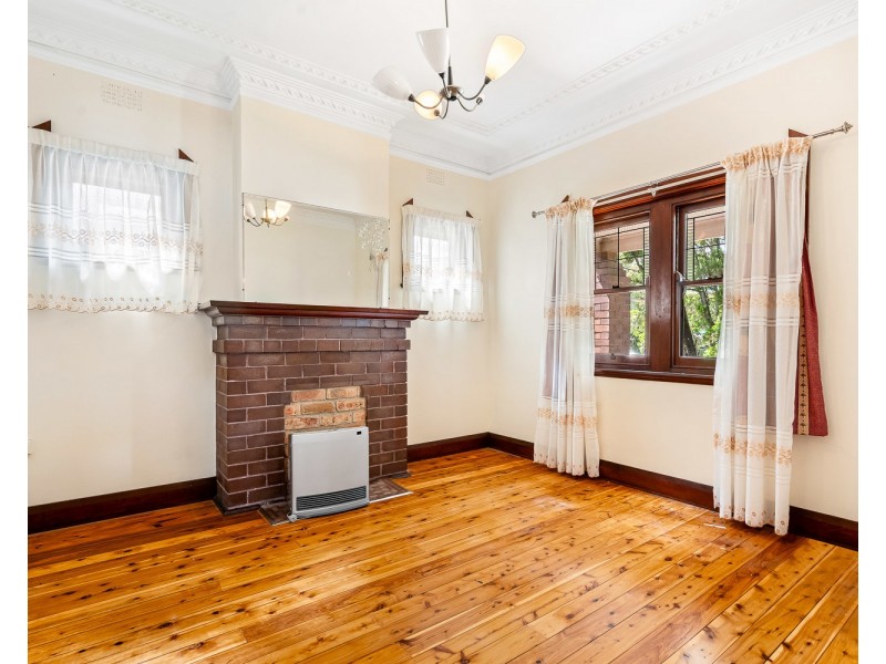 72 Warraroong Street, Beverly Hills NSW 2209