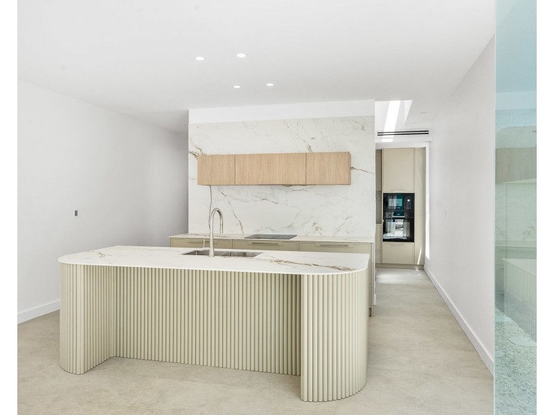 194 President Avenue, Brighton-le-sands NSW 2216