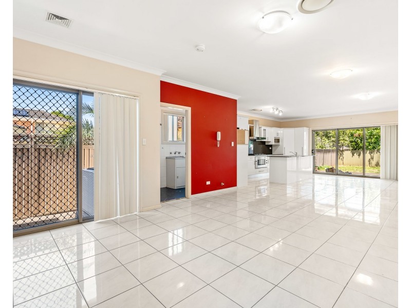 15 Roberts Avenue, Mortdale NSW 2223