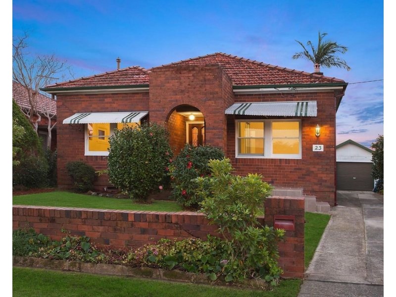 23 Mayfair Crescent, Beverly Hills NSW 2209