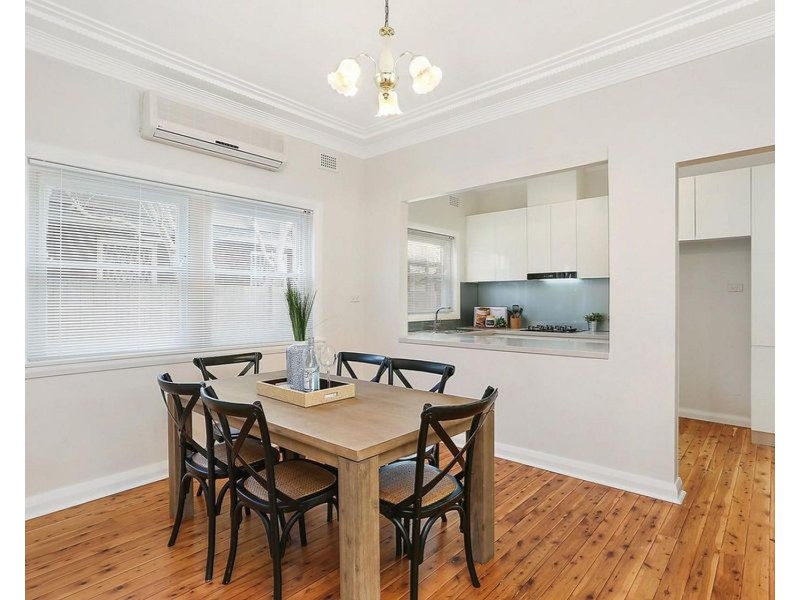 23 Mayfair Crescent, Beverly Hills NSW 2209