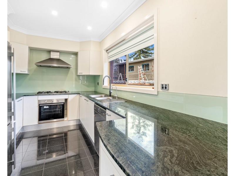 23 Duggan Crescent, Connells Point NSW 2221