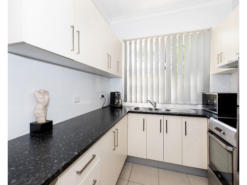 1/18-20 Hercules Road, Brighton-le-sands NSW 2216