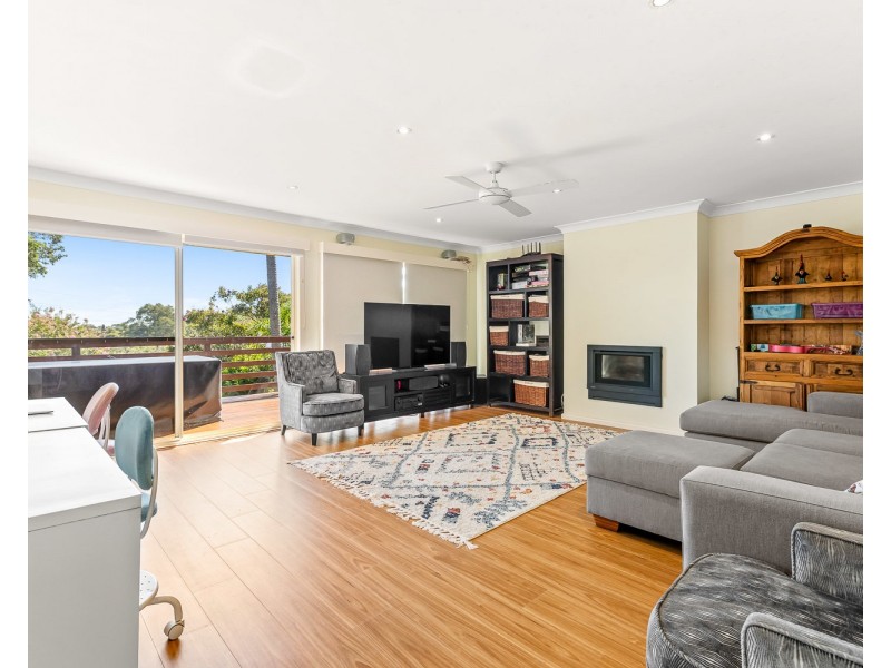 62 Valentia Avenue, Lugarno NSW 2210