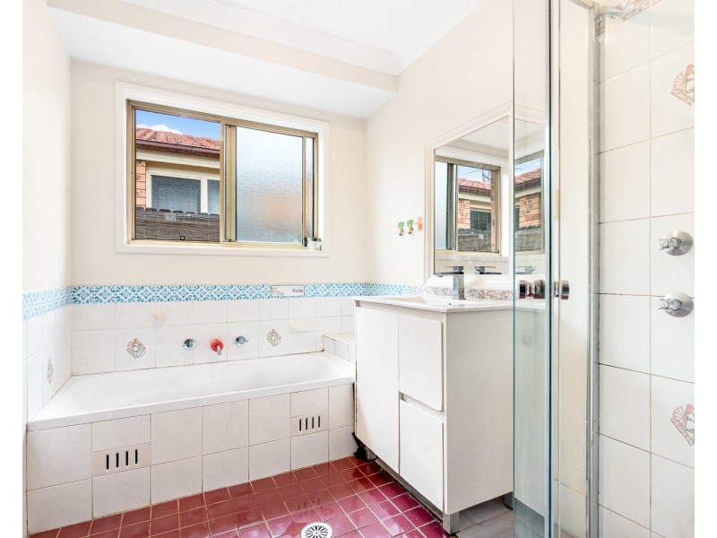 18 Minerva Place, Prestons NSW 2170