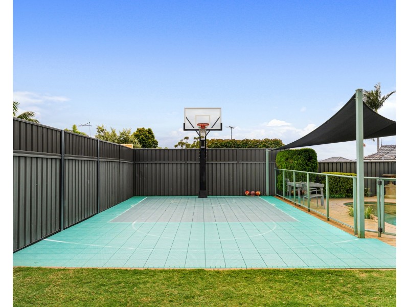 4 Nallada Road, Alfords Point NSW 2234