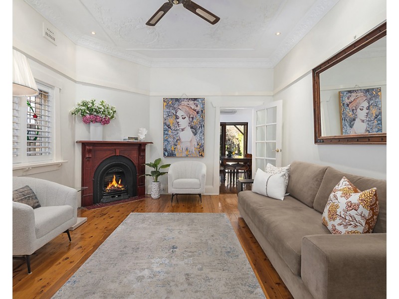 130 Queen Victoria Street, Bexley NSW 2207