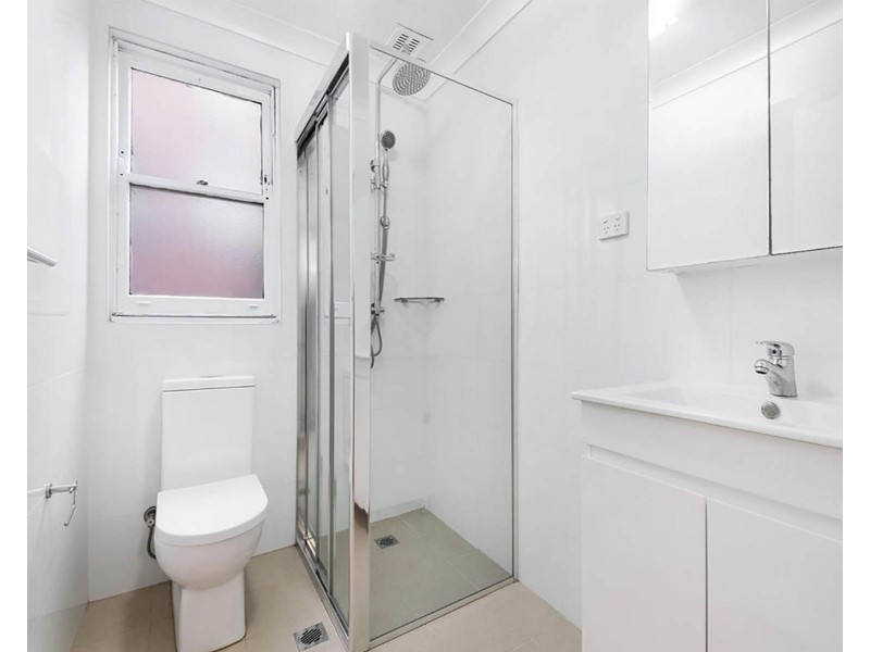 2/180 Russell Avenue, Dolls Point NSW 2219