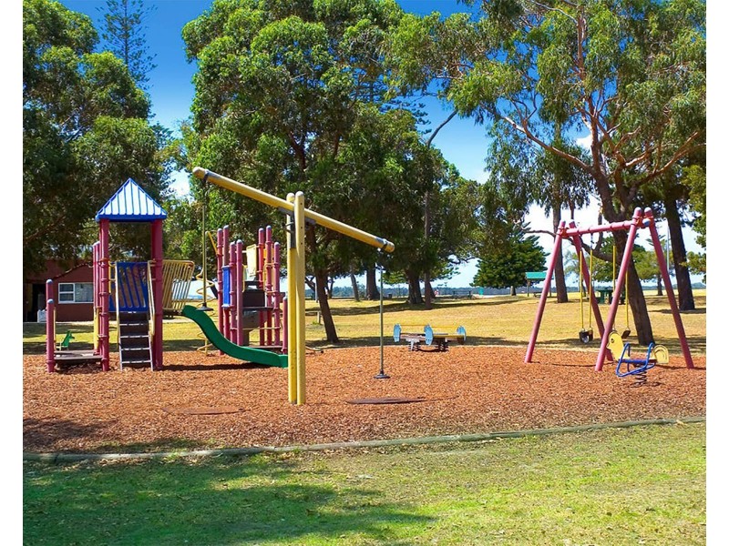 2/180 Russell Avenue, Dolls Point NSW 2219