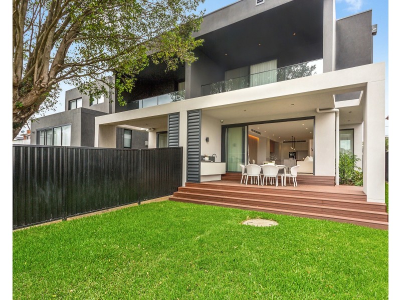 242 Patrick Street, Hurstville NSW 2220