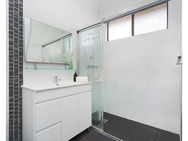 2/11 Beaconsfield Street, Bexley NSW 2207