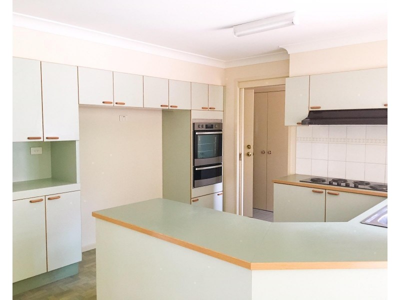 22 Fern Circuit, Menai NSW 2234