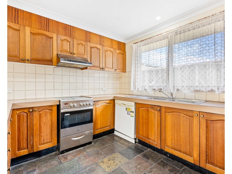 3 Osprey Drive, Illawong NSW 2234