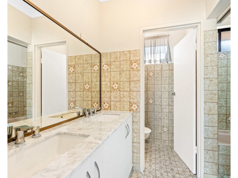 129 Epsom Road, Chipping Norton NSW 2170