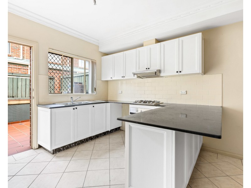 2/36-38 West Street, Hurstville NSW 2220