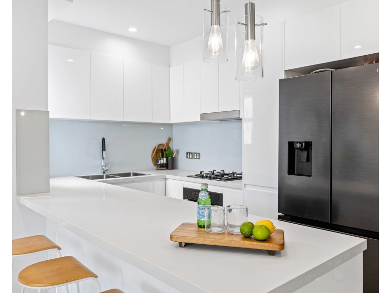 6 Forrest Road, East Hills NSW 2213