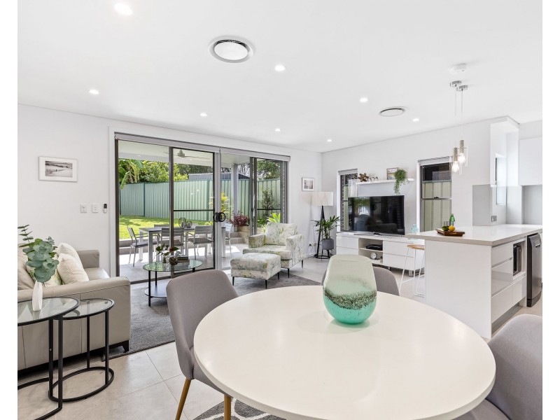 6 Forrest Road, East Hills NSW 2213