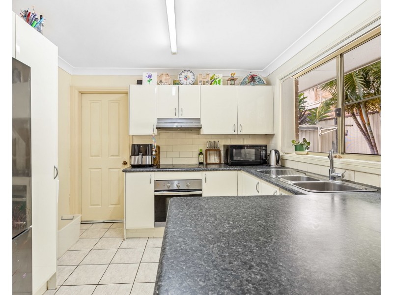 2/1 Glandore Street, Woolooware NSW 2230