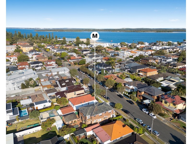 39 McMillan Avenue, Sandringham NSW 2219