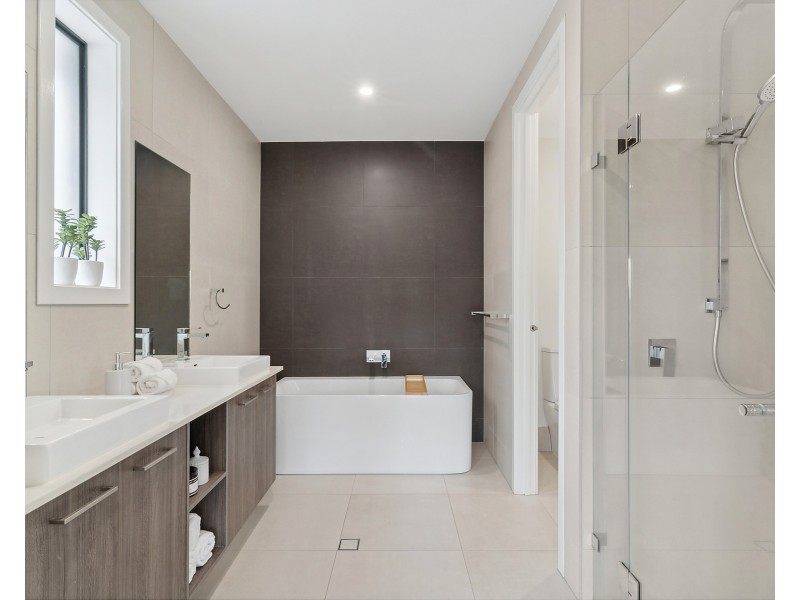 21 Glamis Street, Kingsgrove NSW 2208