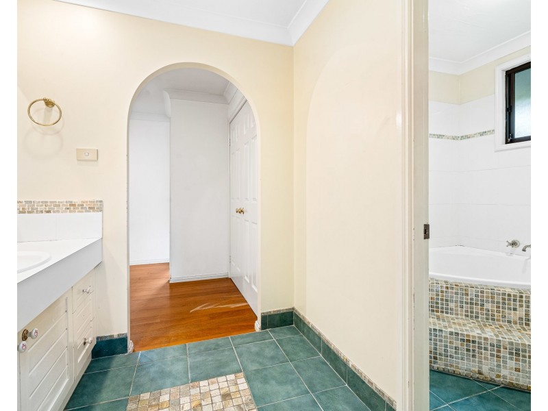 204 Washington Drive, Bonnet Bay NSW 2226