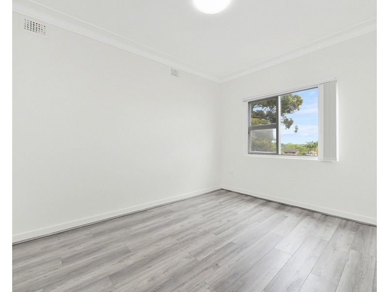 1/37-39 Cambrai Avenue, Engadine NSW 2233