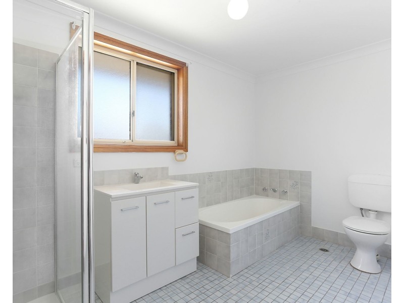 9 Amiens Avenue, Engadine NSW 2233