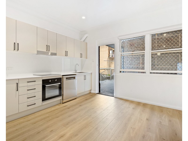 1/96A Kiora Road, Miranda NSW 2228