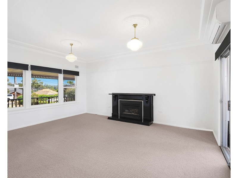 8 June Place, Gymea Bay NSW 2227