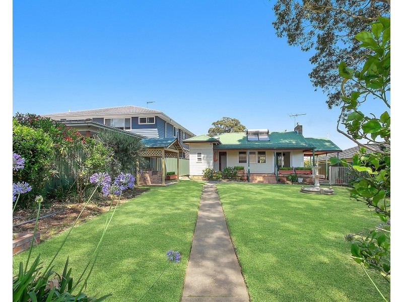 8 June Place, Gymea Bay NSW 2227