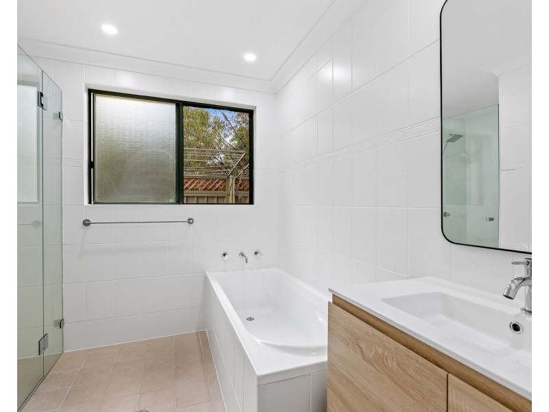 2/9 Caronia Avenue, Cronulla NSW 2230