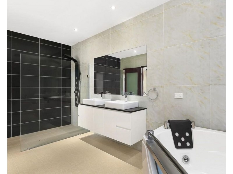 170A Lugarno Parade, Lugarno NSW 2210