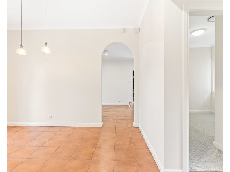 9A Queens Road, Hurstville NSW 2220