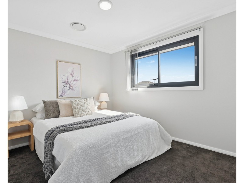 18 Mullumbimby Avenue, Hoxton Park NSW 2171