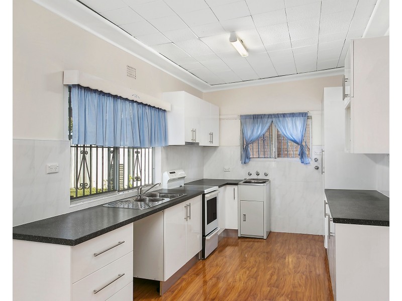 94 Connells Point Road, Connells Point NSW 2221