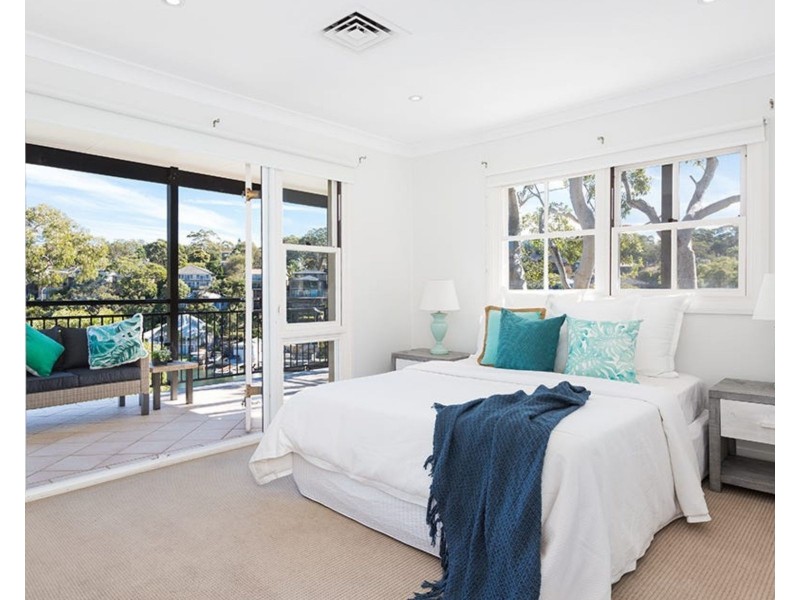 227 Gannons Road, Caringbah South NSW 2229