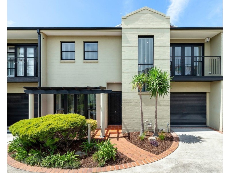 2/124 Barton Street, Monterey NSW 2217
