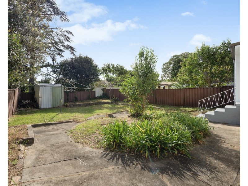 42 Drake Street, Panania NSW 2213