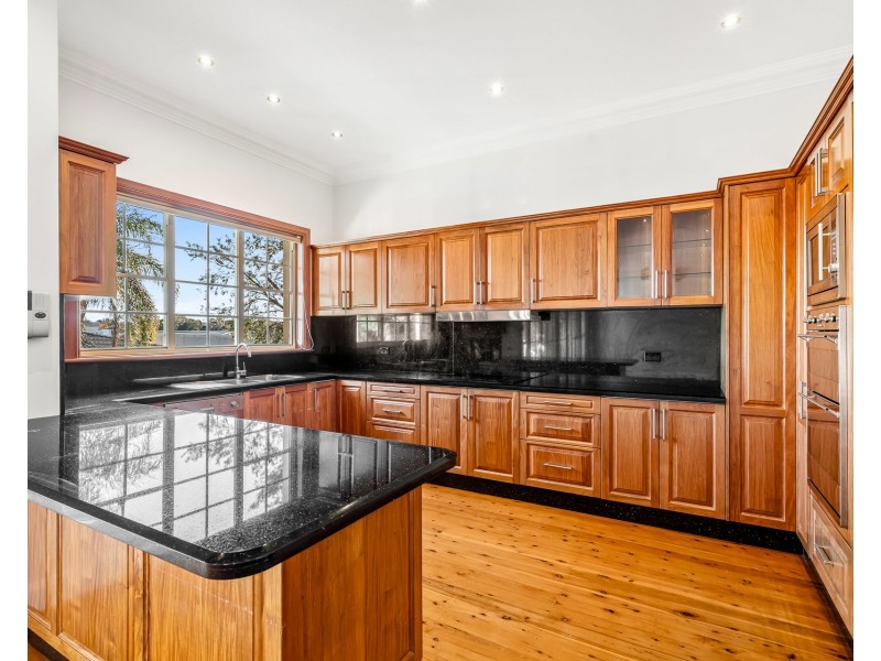 55 Riverview Avenue, Kyle Bay NSW 2221