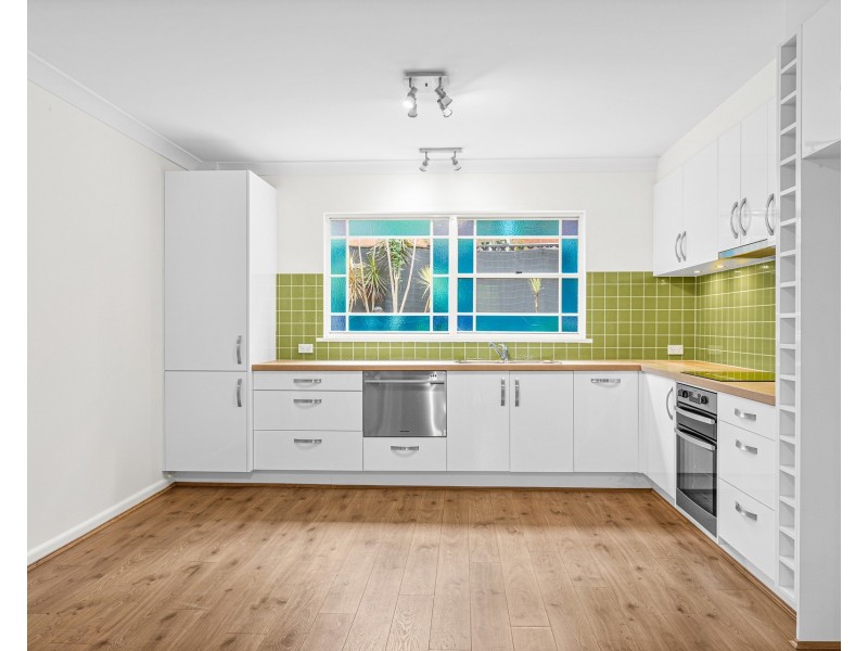 2/15 Taylor Close, Miranda NSW 2228