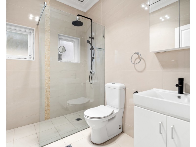 14  Mayfair Crescent, Beverly Hills NSW 2209