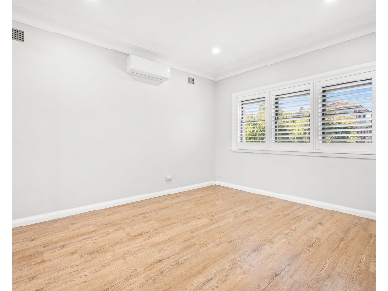 14  Mayfair Crescent, Beverly Hills NSW 2209