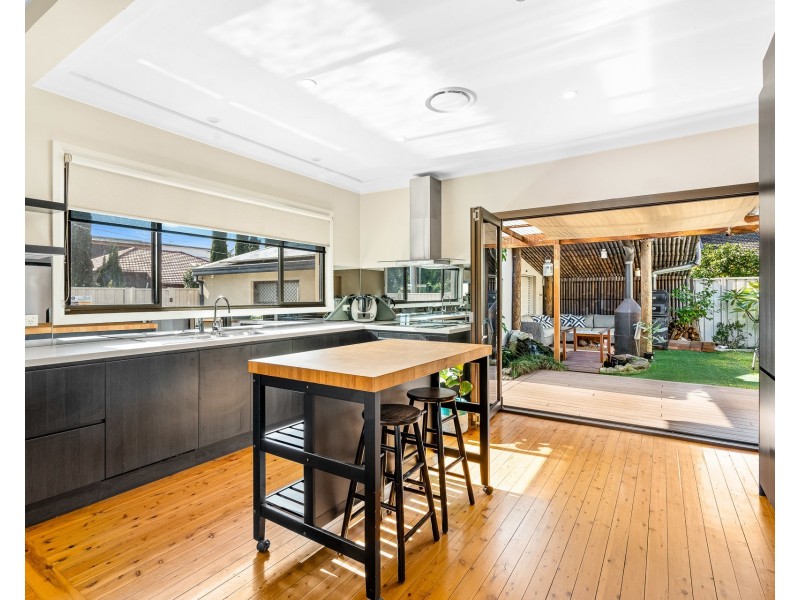 2A Chuter Avenue, Monterey NSW 2217