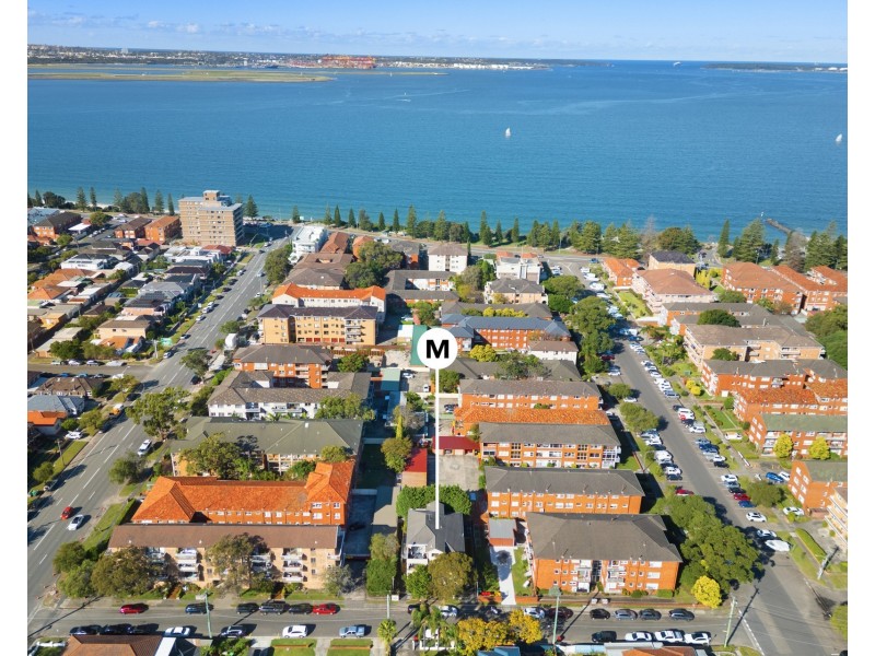 2/15 Wycombe Avenue, Monterey NSW 2217